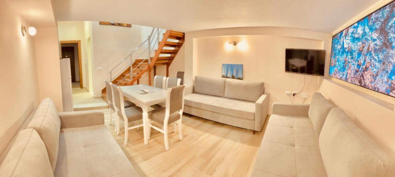 Flors Apartments Durres Bagian luar foto