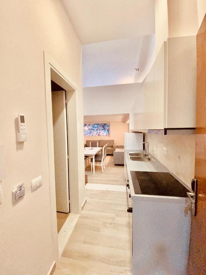 Flors Apartments Durres Bagian luar foto