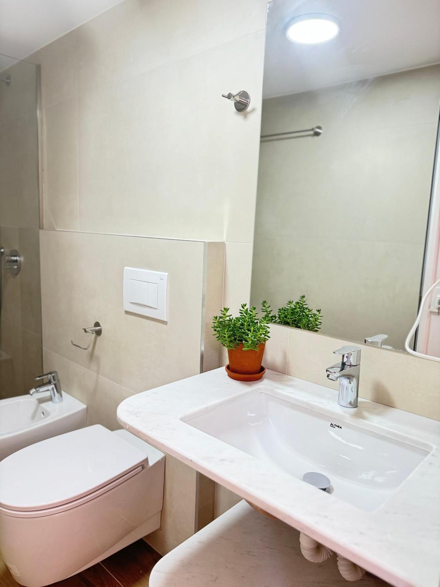 Flors Apartments Durres Bagian luar foto