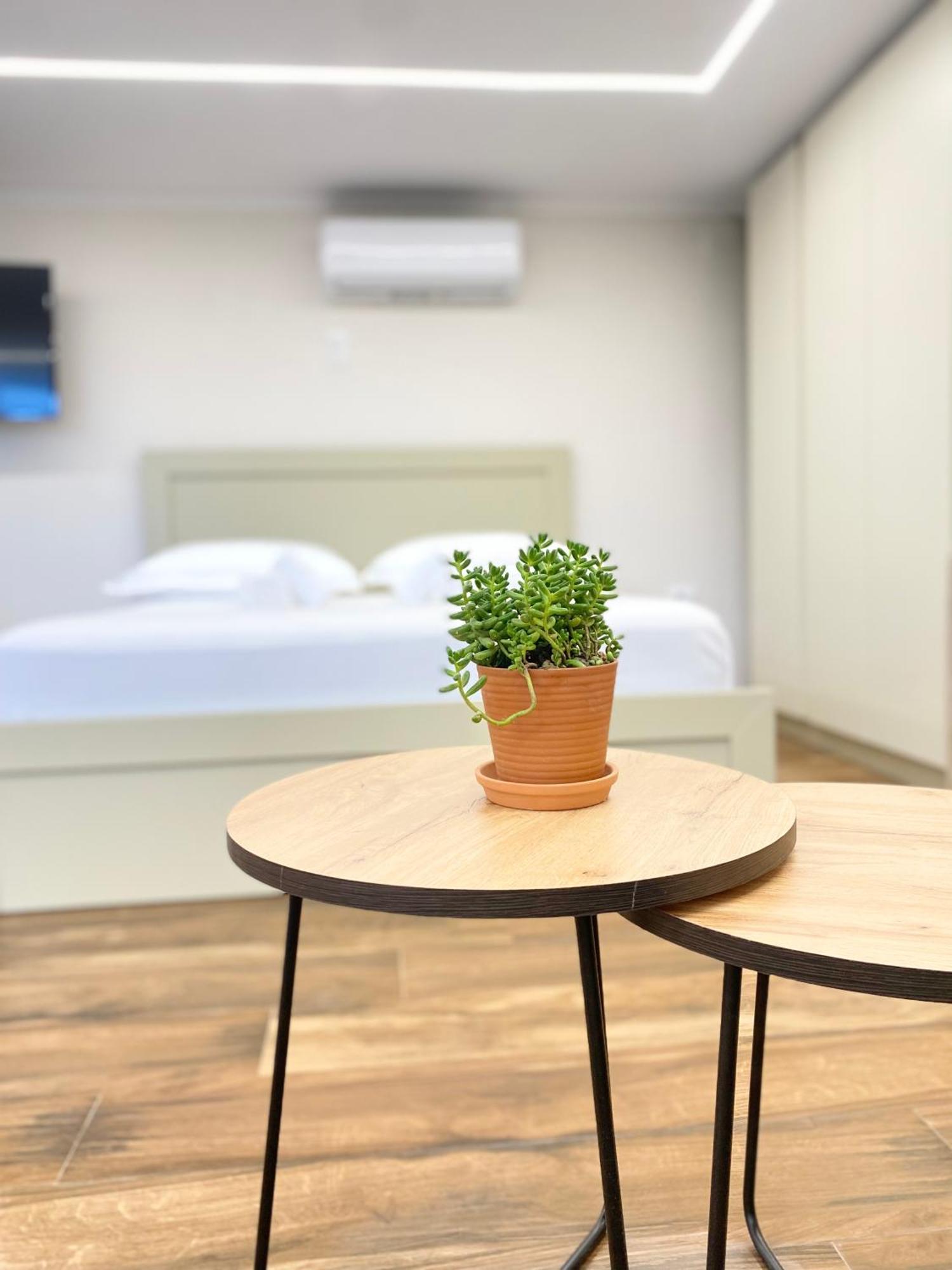 Flors Apartments Durres Bagian luar foto